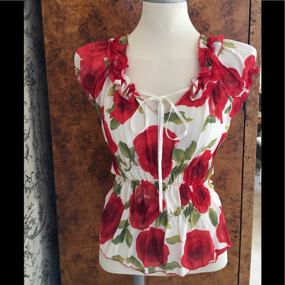 Beautiful woman’s Top ✨❤️✨